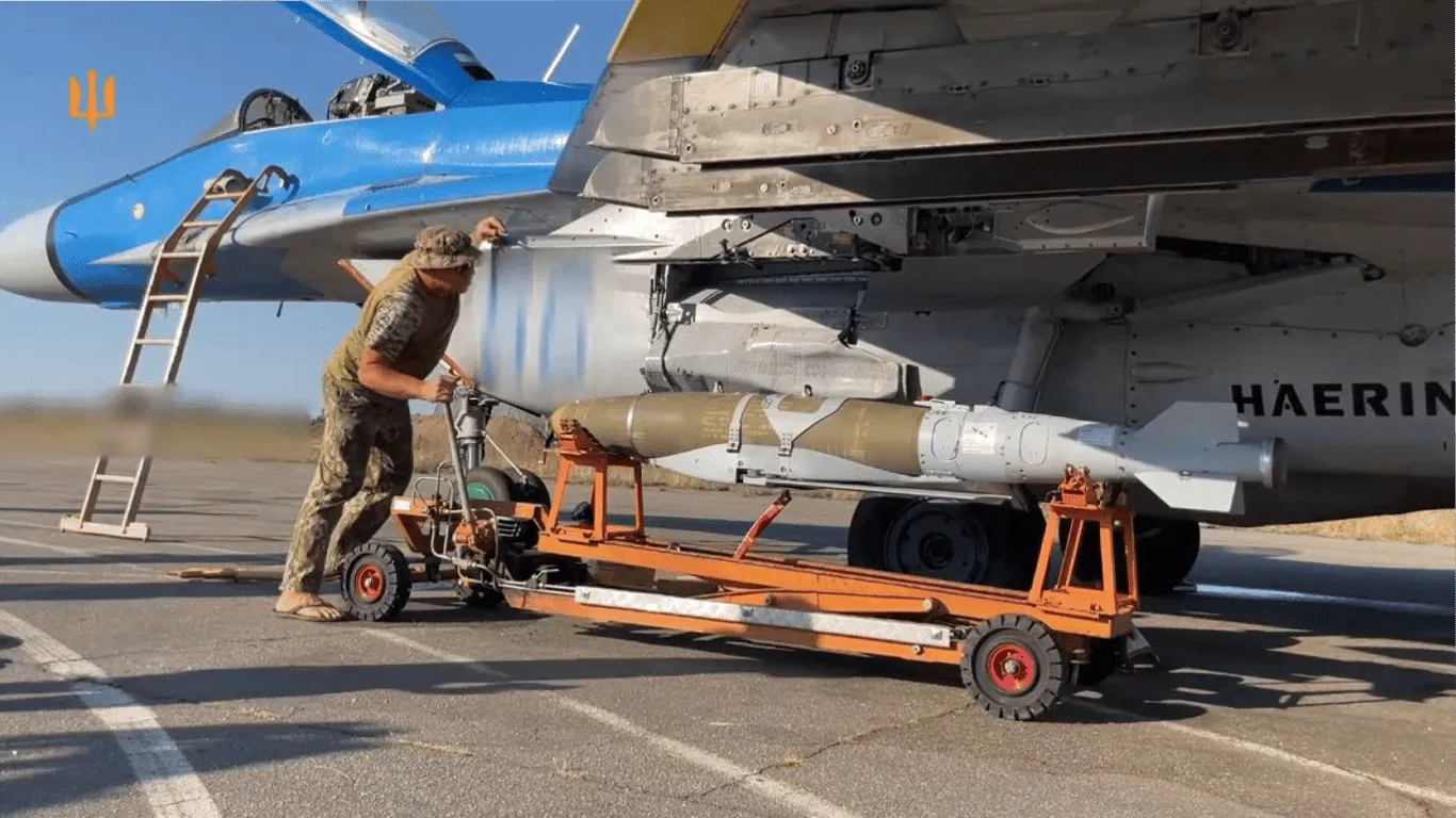 JDAM-ER уразили місце дислокації окупантів у Соледарі