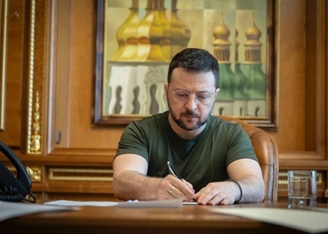 Зеленський нагородив 188 військових