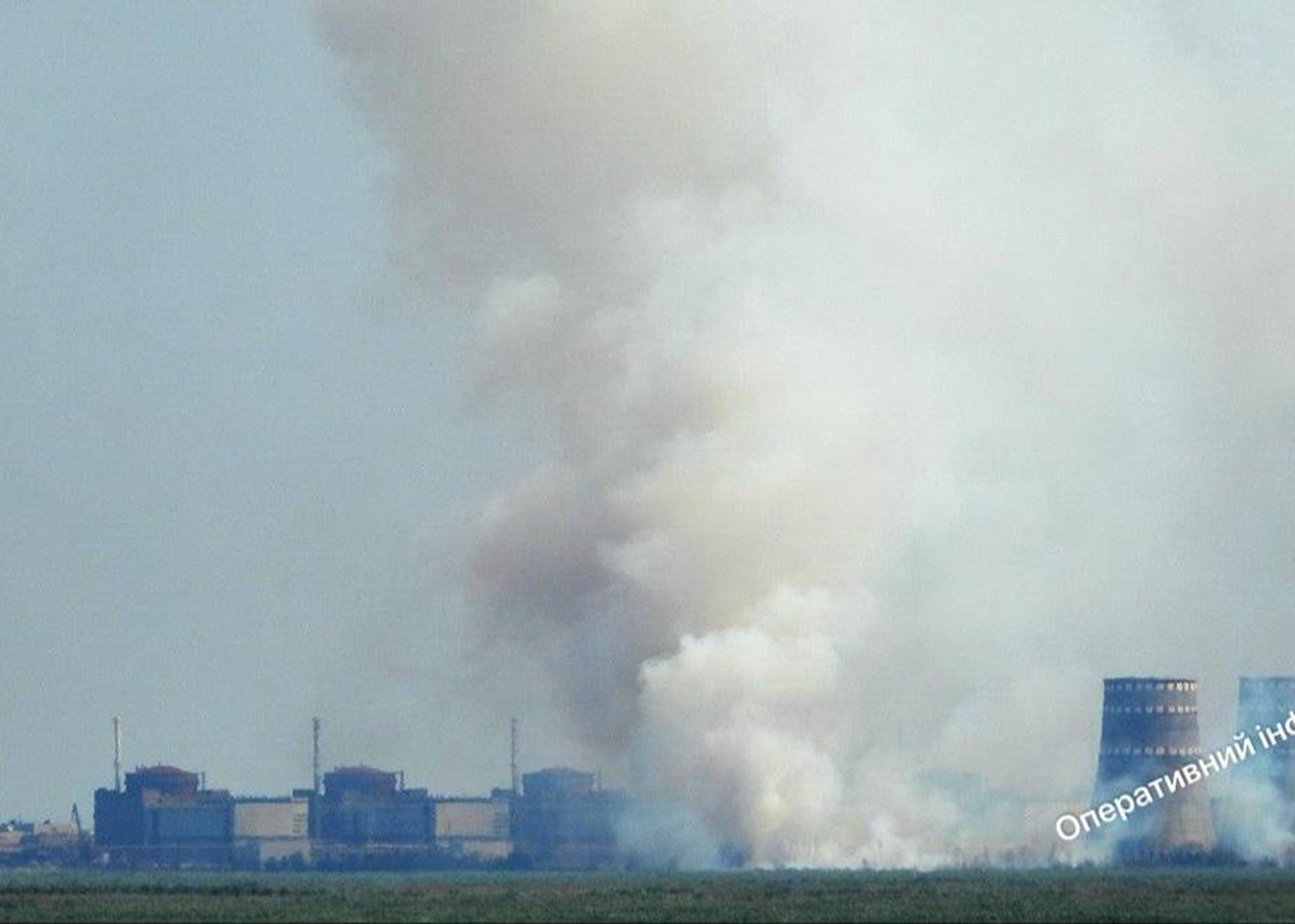 Поблизу ЗАЕС помітили потужне задимлення
