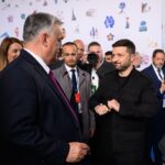 СюжетЗ Орбаном і без. Тернистий шлях України до ЄС