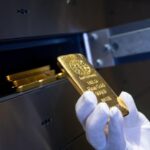Вартість золота вперше в історії перевищила $4000