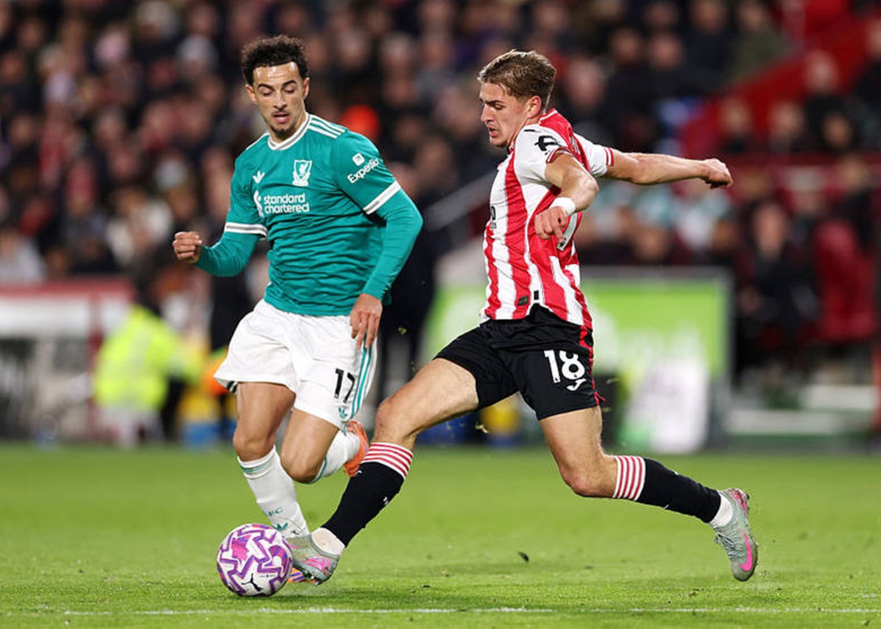 Ярмолюк залишив поле травмований: Брентфорд догравав матч без українця