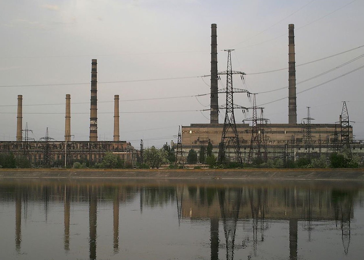 Росіяни вдарили по Словʼянській ТЕС: є загиблі