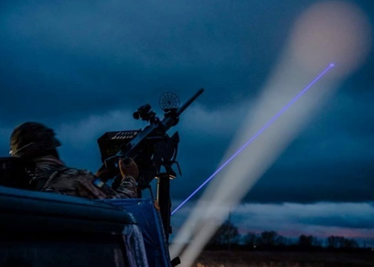 Росія запустила по Україні рій "шахедів"