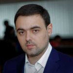 Після арешту Артура Єрмолаєва на Кіпрі його партнер В’ячеслав Мішалов опинився у «підвішеному» стані на Мальдівах, — журналіст