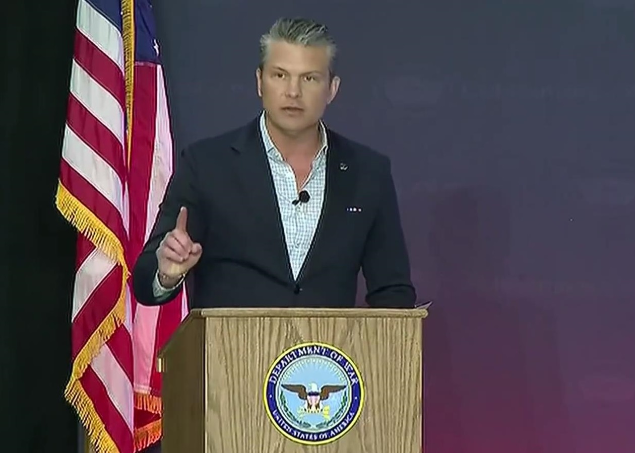 Голова Пентагона потролив російську ППО