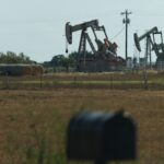 Ціни на нафту зросли через побоювання щодо постачань з Ірану