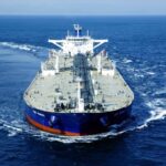 Російська нафта продовжує накопичуватися у морі через проблеми зі збутом