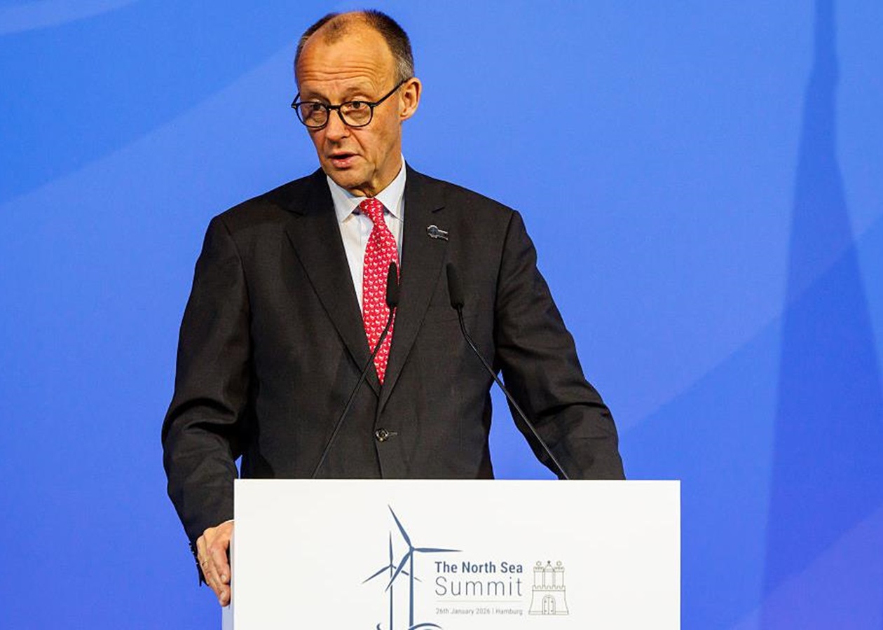 Мерц звинуватив США в зменшенні військової присутності в Гренландії