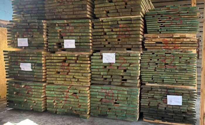 На Львівщині викрили контрабанду лісоматеріалів за кордон