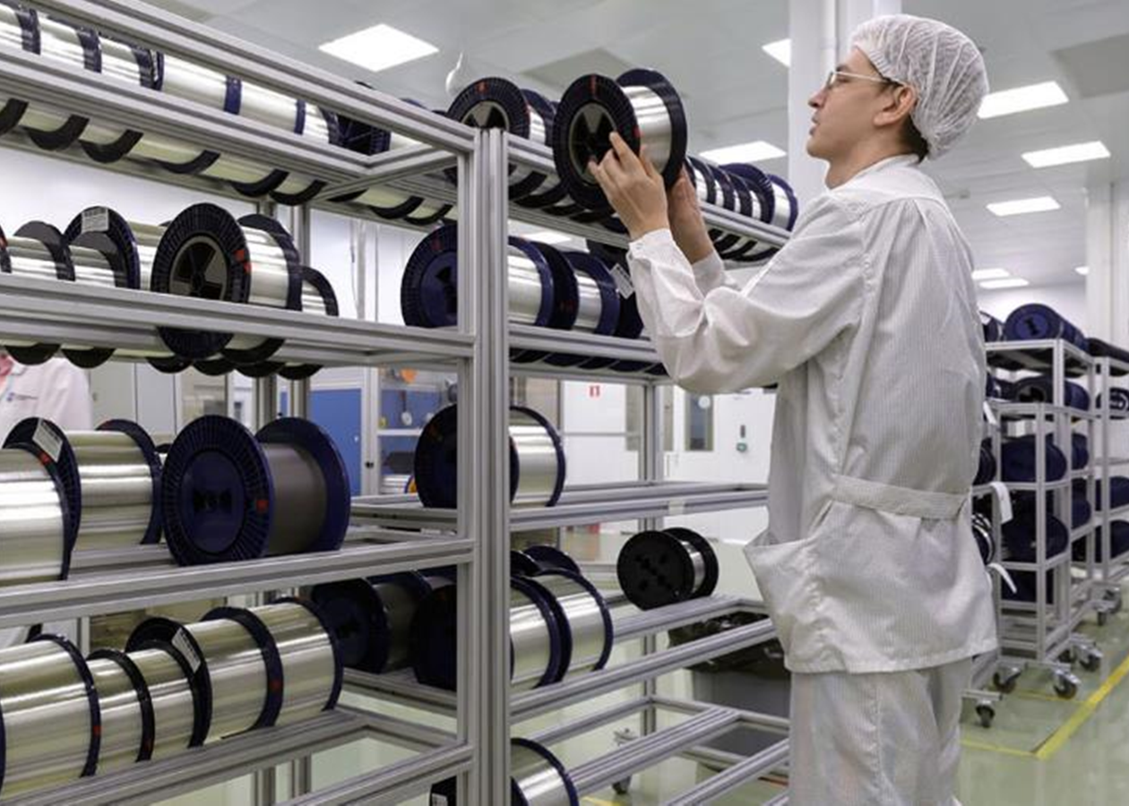 Єдиний у РФ завод оптоволокна зупинився майже на рік після удару дронів