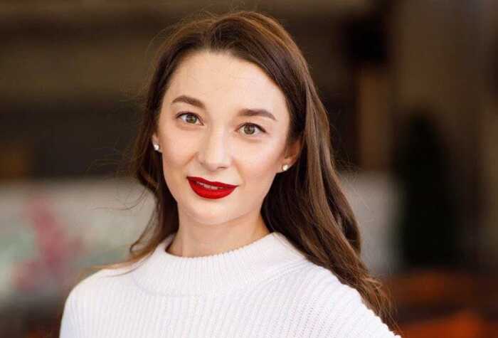 Роксолана Пиртко, дочка нардепа-втікача Дубневича, підозрюваного у розкраданні мільярдів, почала зачищати дані про елітну нерухомість і бізнес за кордоном на мільйони євро