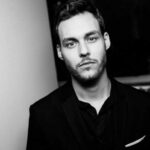 Корпусний “смотрящий” Лук’янівського СІЗО Владислав “Бєлка” Білека відібрав BMW X7 у фігуранта “піраміди дронів” Назара Ткаченка