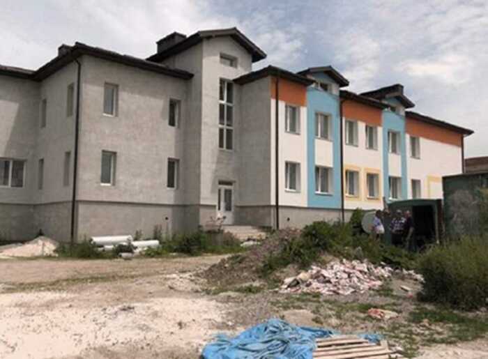 Ексдиректор підрядної фірми отримав умовний термін за привласнення 14,8 мільйона гривень на будівництві школи