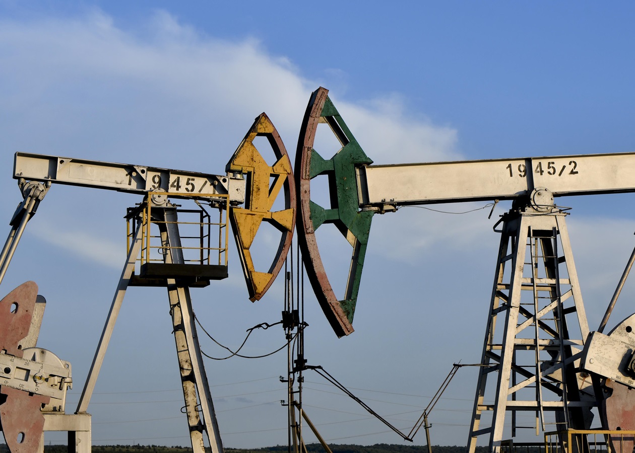 Росія рекордно скоротила видобуток нафти через атаки дронів – ЗМІ