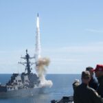 США скерували на Близький Схід третій авіаносець