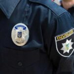 У центрі Львова правоохоронці затримали групу підлітків за підозрою у вживанні наркотиків