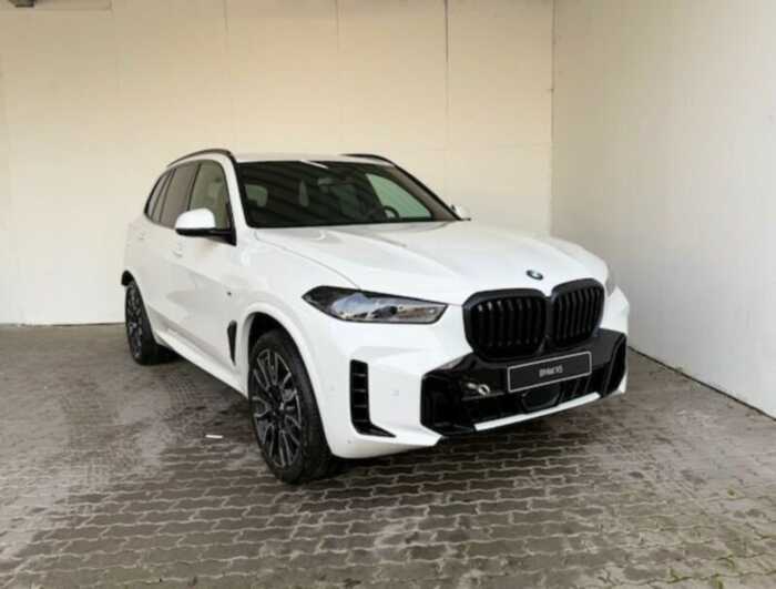 Суд конфіскував преміальний кросовер BMW X5 за аферу з «гуманітаркою» для армії
