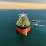 Нафта зростає через ризики довкола Ормузької протоки
