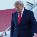 Скандал у Білому домі: радника Трампа перевіряють через можливий продаж доступу до президента на мільйони доларів
