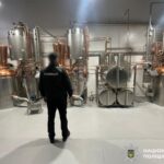 В Умані "сидровий" завод підпільно гнав горілку